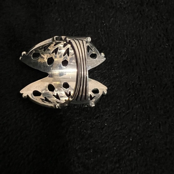 James Avery Retired Tracery Fan Ring - Picture 4 of 4